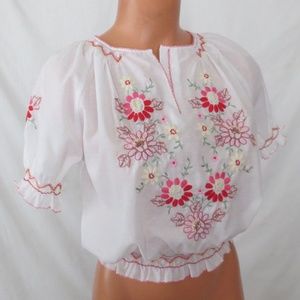 Boho peasant top floral embroidery xs/s